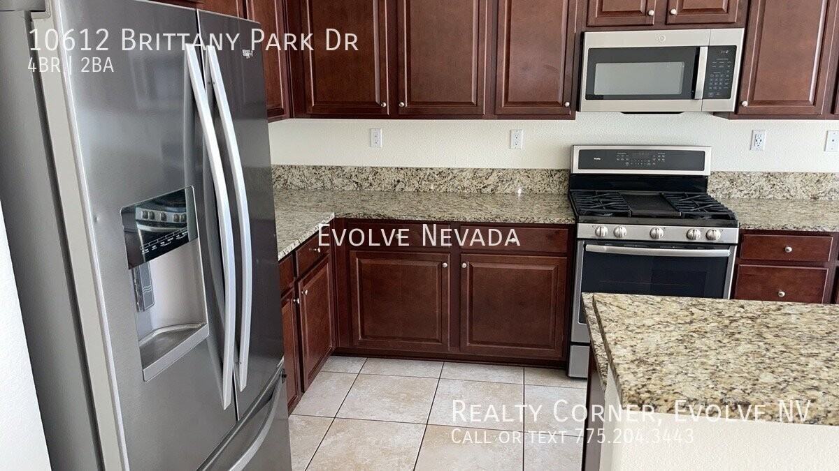 10612 Brittany Park Dr - Photo 6 of 26