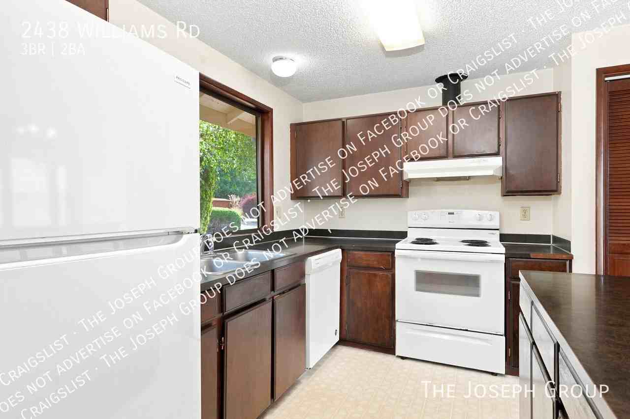 2438 Williams Rd - Photo 5 of 21