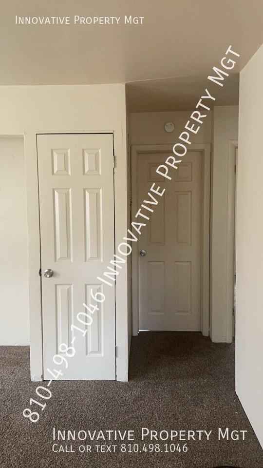 3236 Risedorph Ave - Photo 5 of 39