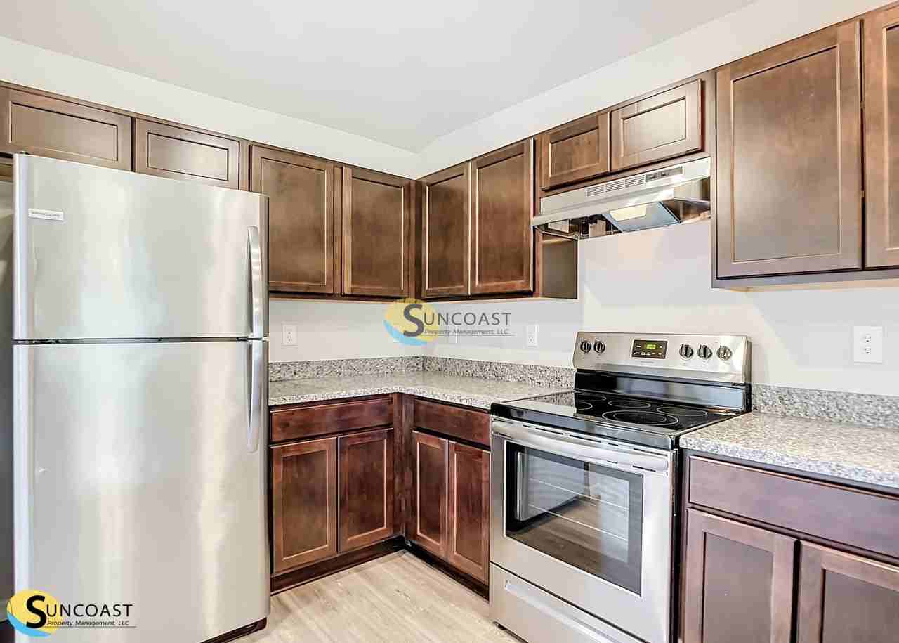 12324 Buffing Rd - Photo 7 of 22