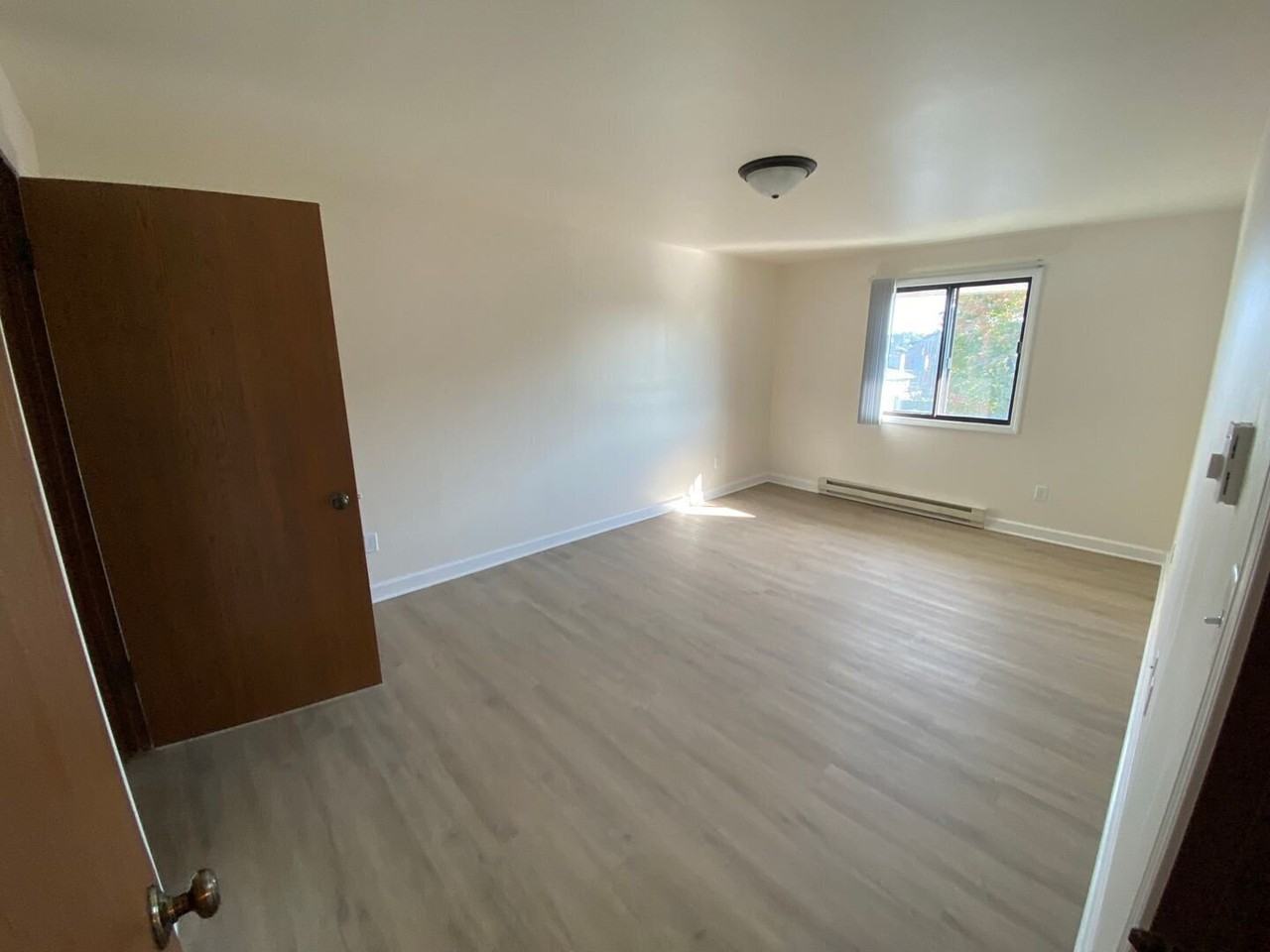 7914 60th Ave #104 - Photo 5 of 9