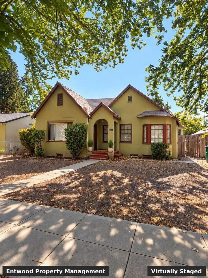 1449 Hobart St #1449
