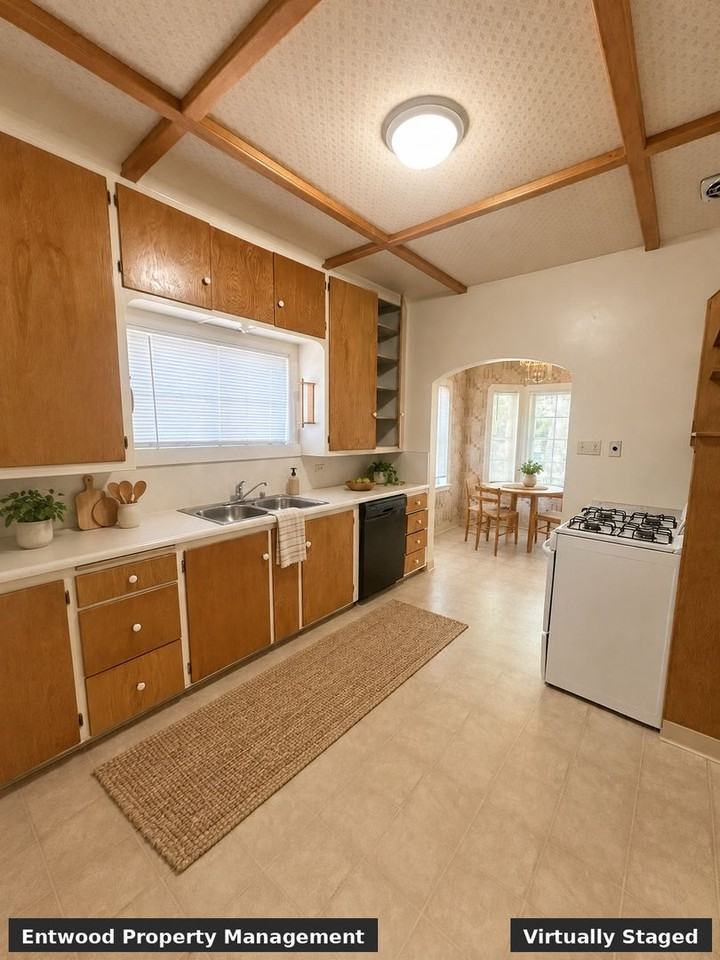 1449 Hobart St #1449 - Photo 2 of 8
