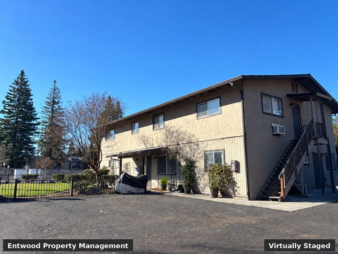 0784 - 846 W Sacramento Ave - Photo 2 of 9