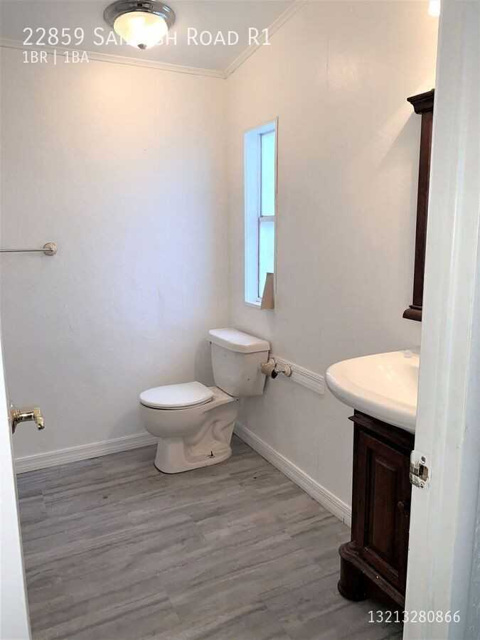 22859 Sailfish Rd - Photo 4 of 10