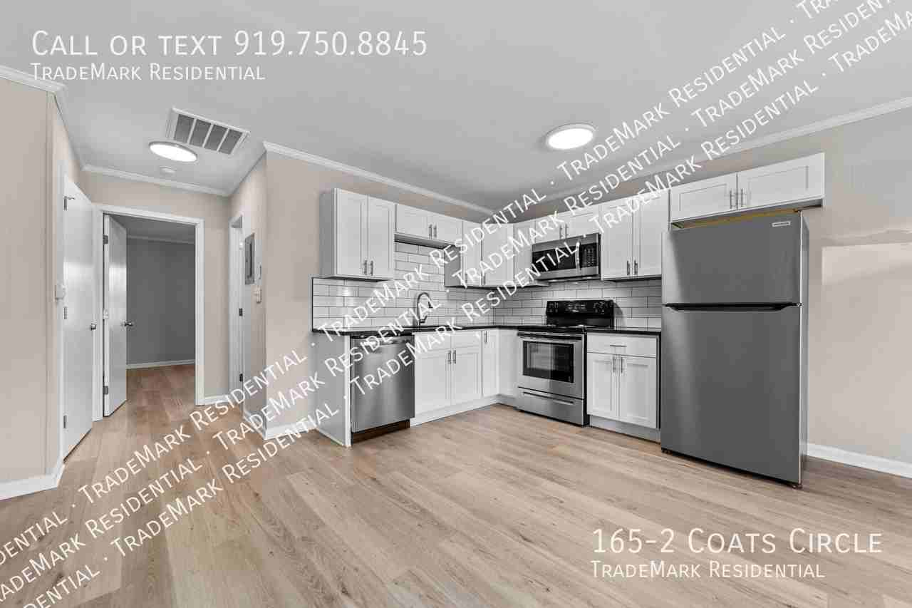 165 Coats Cir Apt 2 - Photo 2 of 12