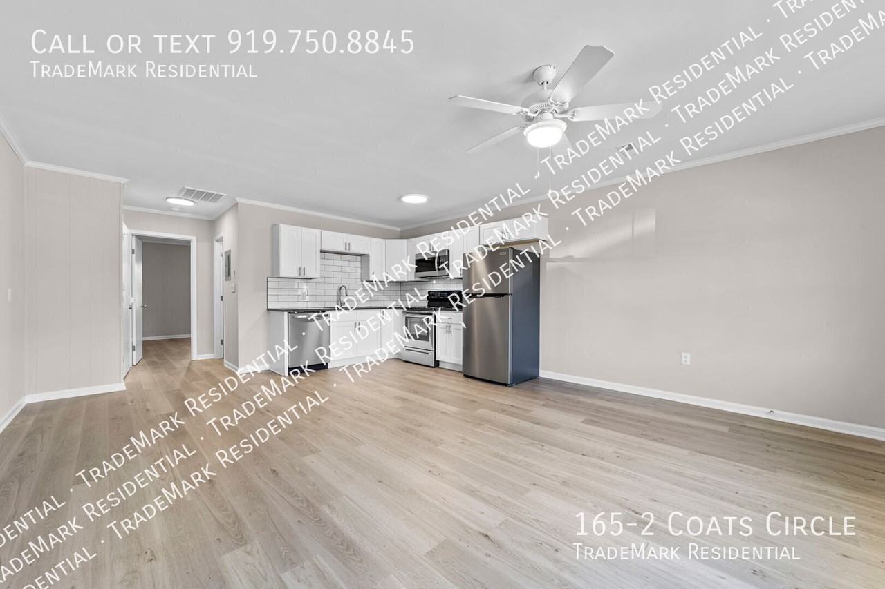 165 Coats Cir Apt 2 - Photo 3 of 12