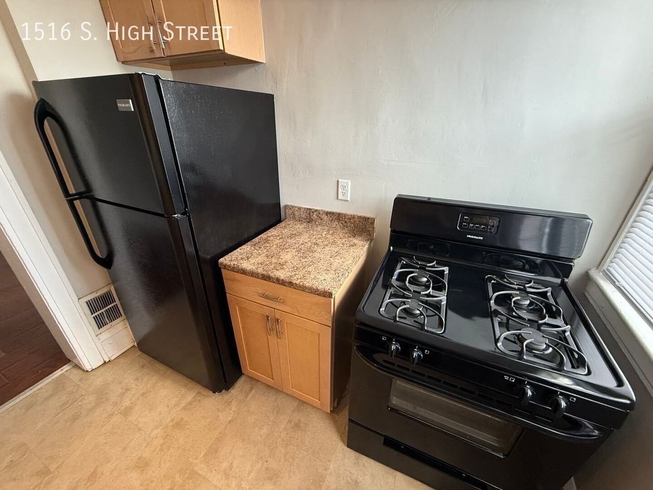1516 S High St - Photo 6 of 11