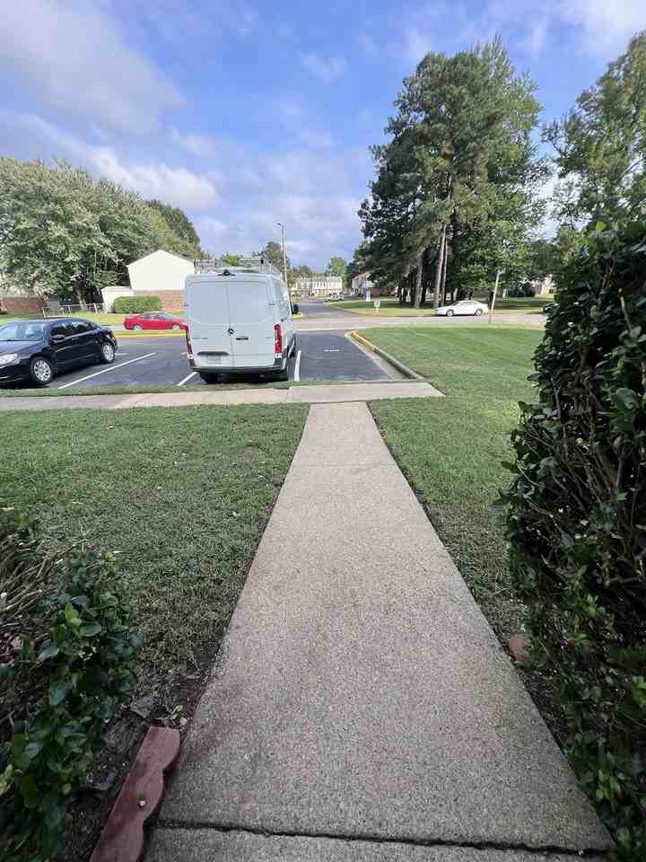 300 Cedarwood Road - Photo 2 of 15