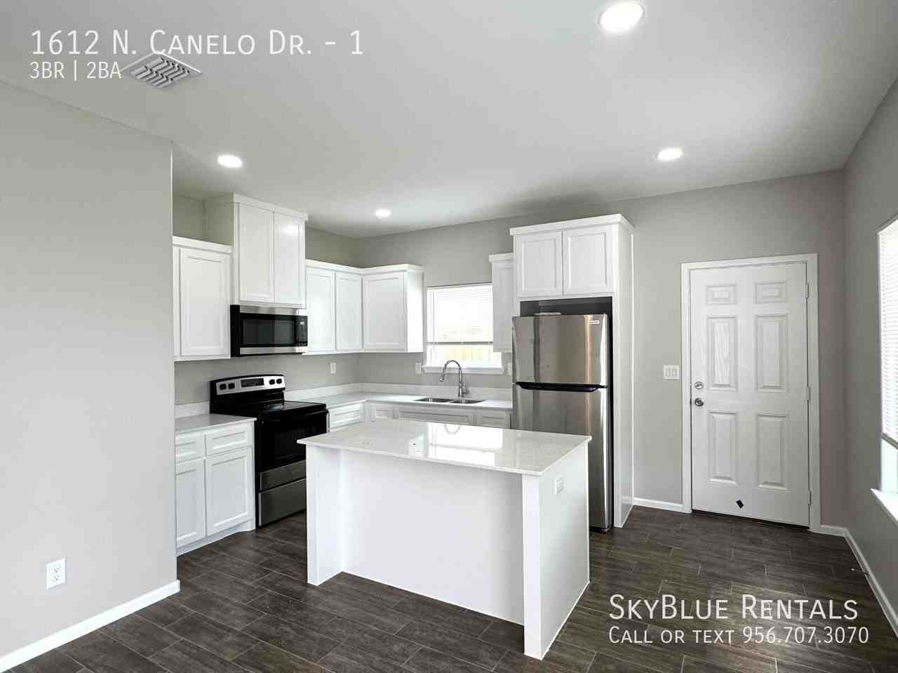 1612 N Canelo Dr #1
