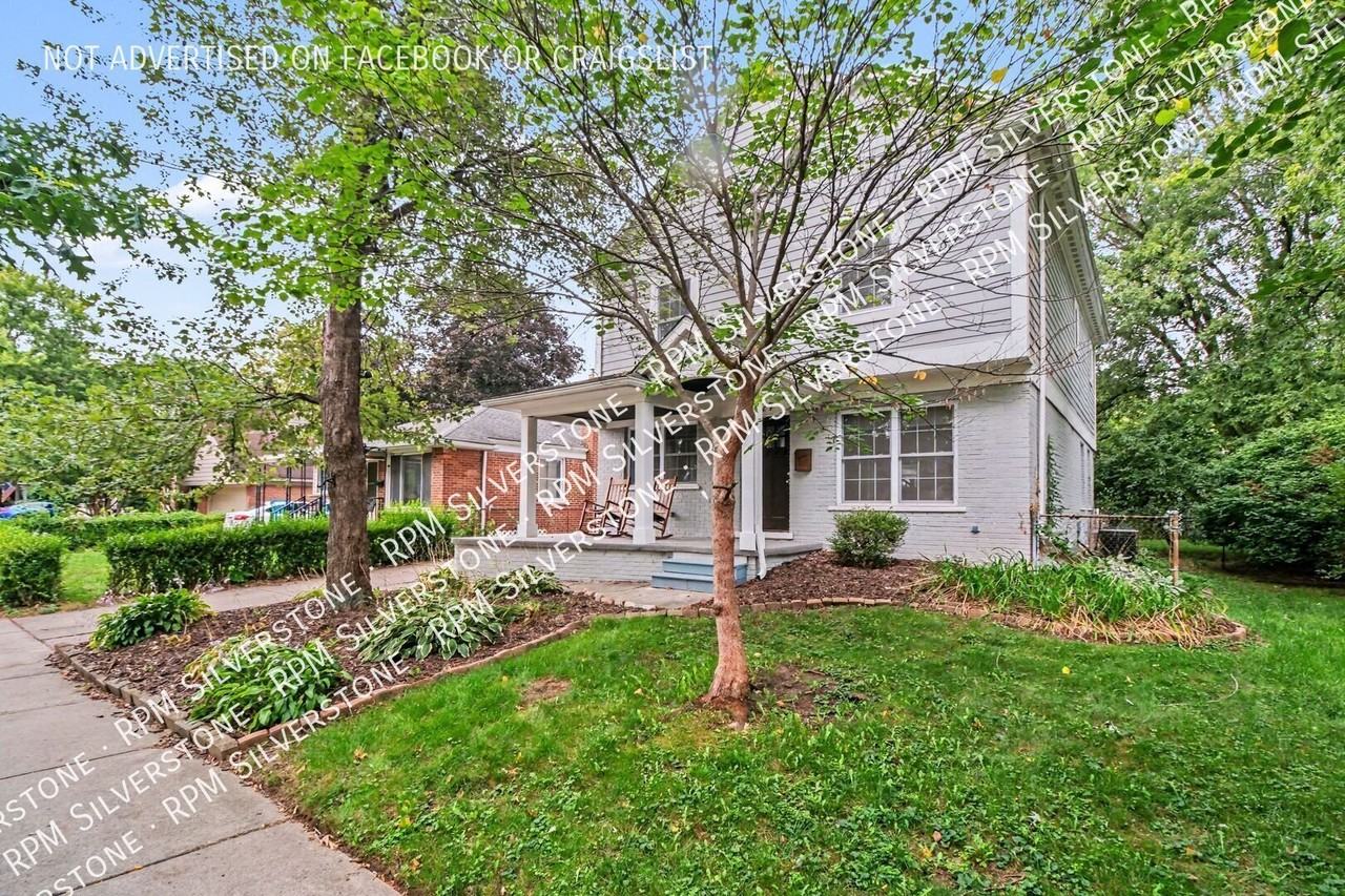 829 N Dorchester Ave - Photo 4 of 29
