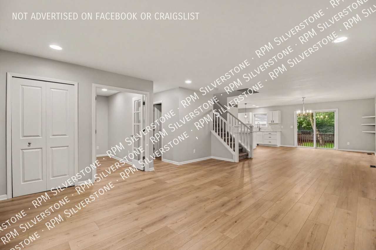 829 N Dorchester Ave - Photo 7 of 29