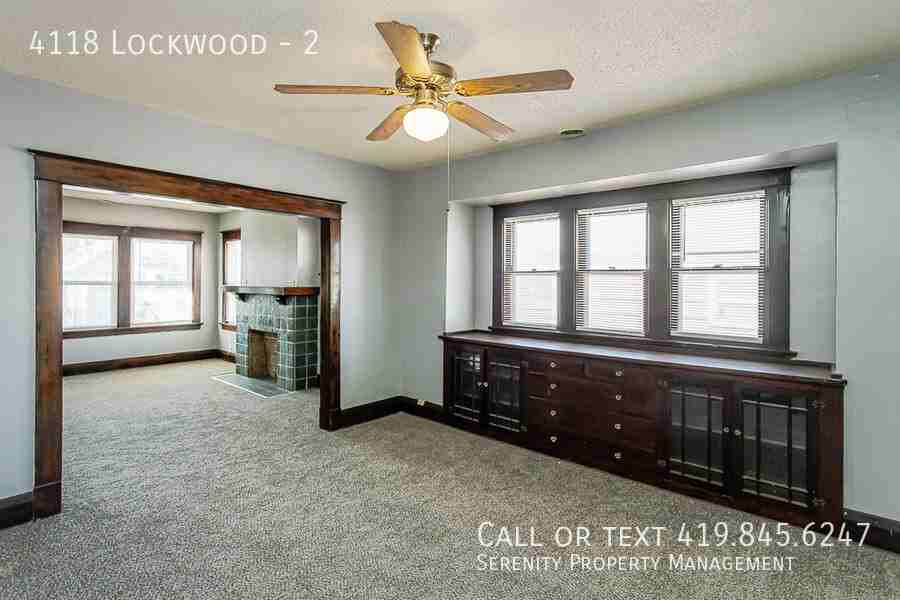 4118 N Lockwood Ave #2 - Photo 3 of 17