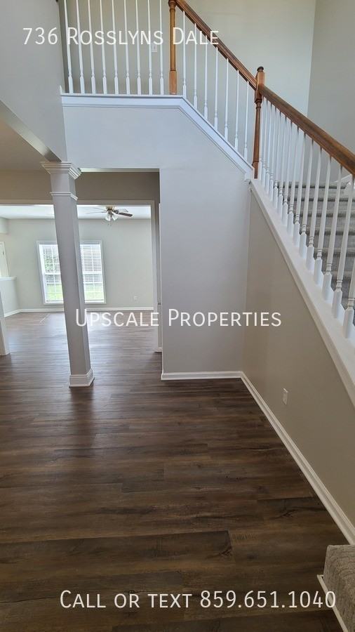 736 Rosslyns Dl - Photo 3 of 21
