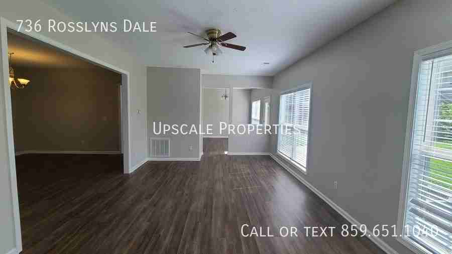 736 Rosslyns Dl - Photo 7 of 21