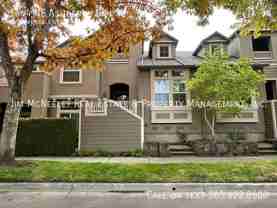 1844 Ne Ashberry Dr - Photo 1 of 1