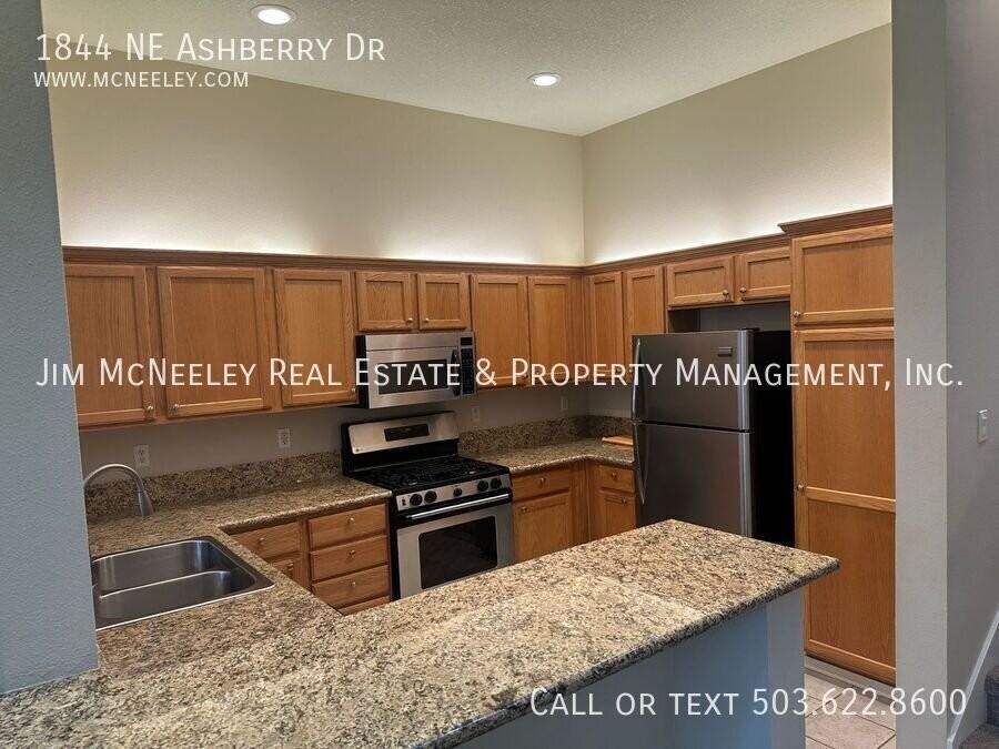 1844 Ne Ashberry Dr - Photo 7 of 33
