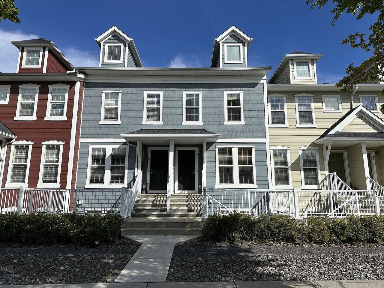 54 Auburn Bay Link Se