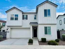 featured image of 6537 N 15th Dr