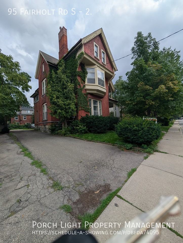95 Fairholt Rd S #2 - Photo 7 of 17
