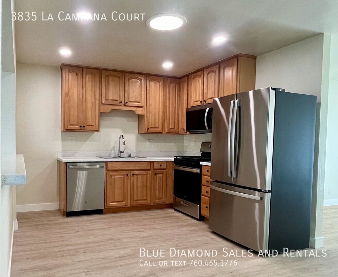 3835 La Campana Ct - Photo 7 of 50
