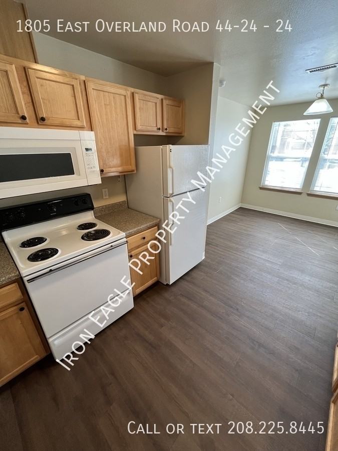 1805 E Overland Rd #24 - Photo 4 of 22