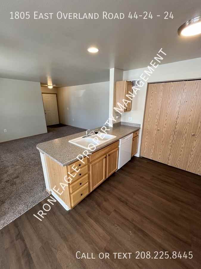 1805 E Overland Rd #24 - Photo 7 of 22