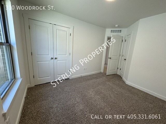 310 Woodrock St - Photo 7 of 25