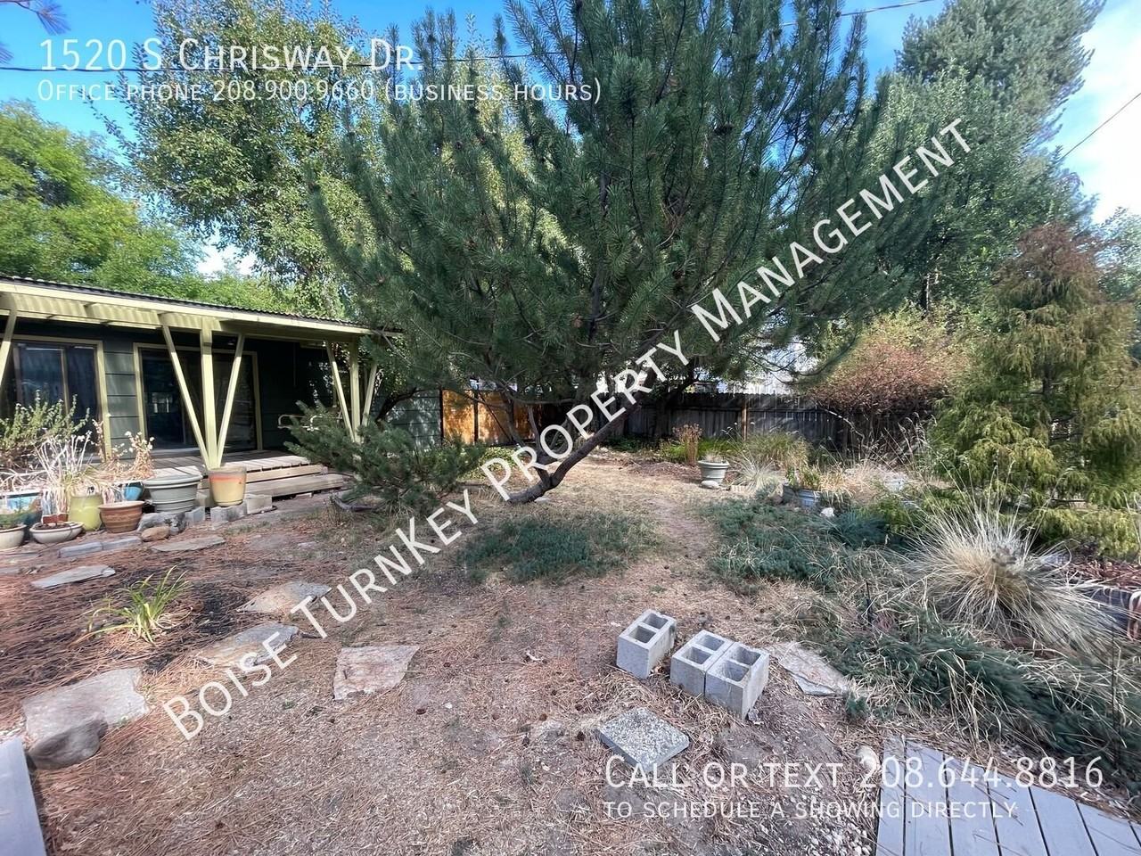 1520 S Chrisway Dr - Photo 5 of 32