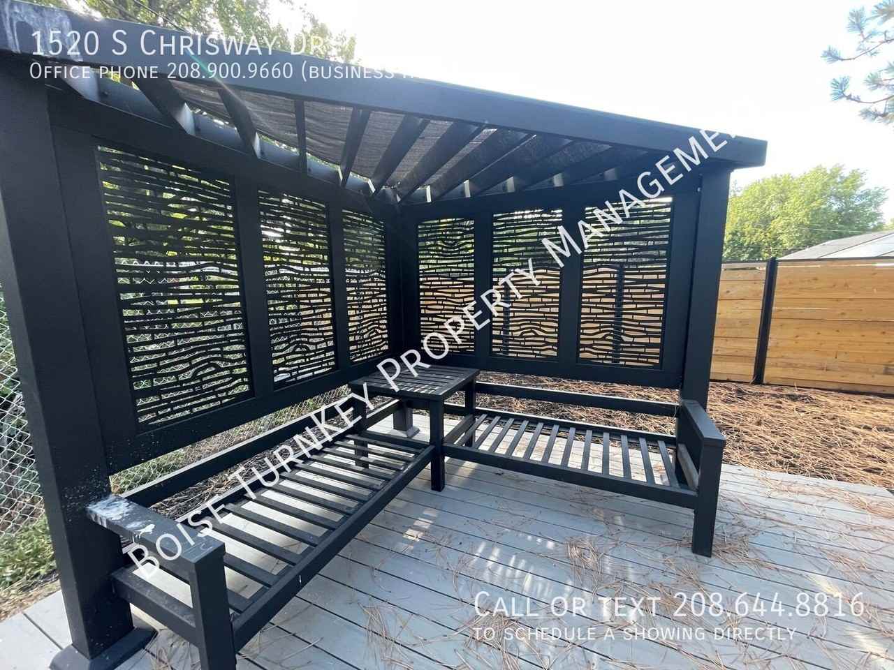 1520 S Chrisway Dr - Photo 7 of 32