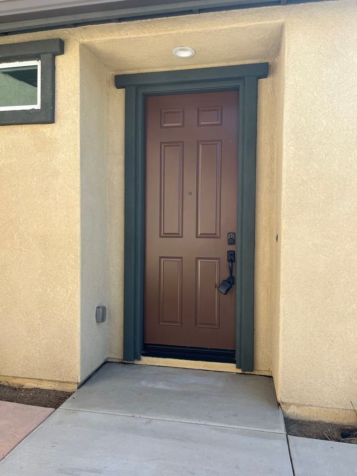 34770 Carina Pl - Photo 2 of 12