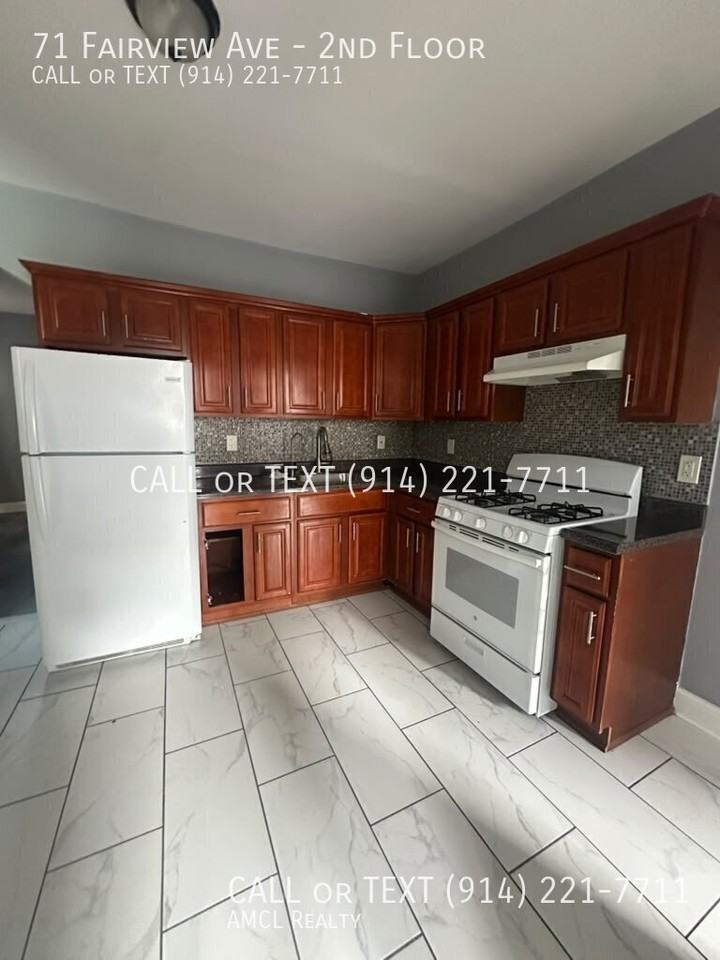 71 Fairview Ave #2ndFL - Photo 2 of 7