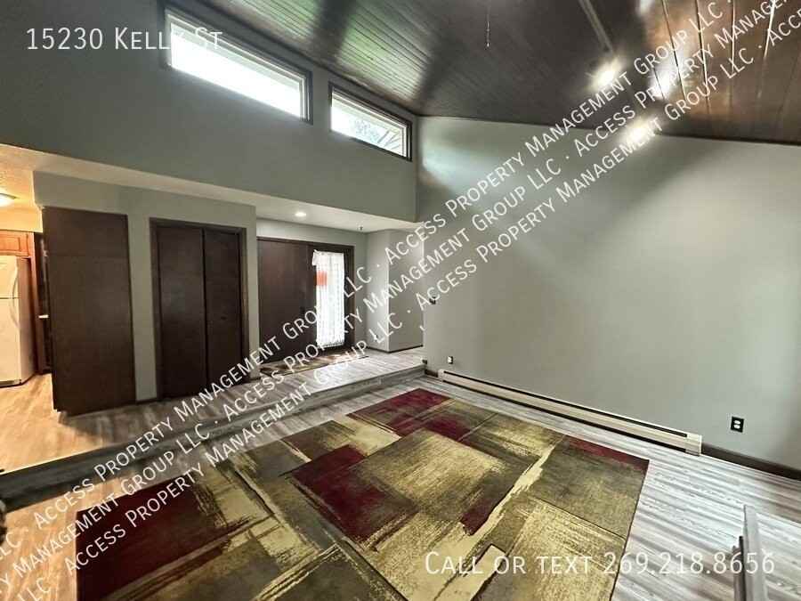 15230 Kelly St - Photo 4 of 36