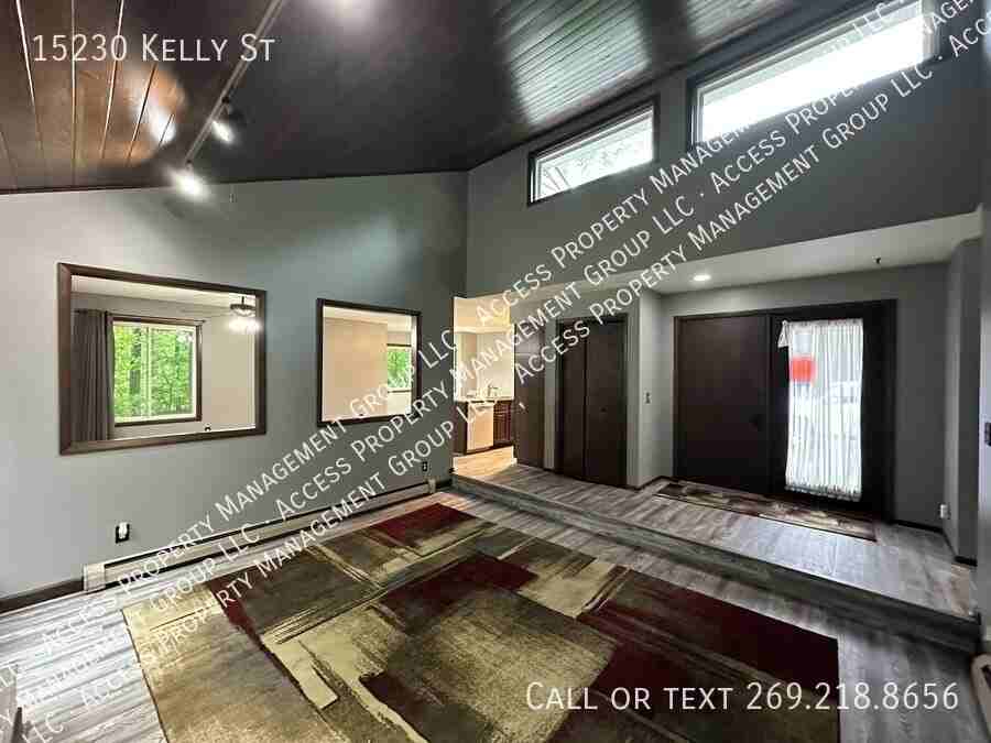 15230 Kelly St - Photo 5 of 36