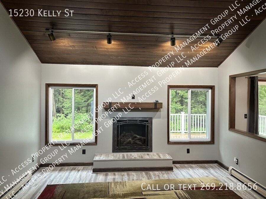 15230 Kelly St - Photo 6 of 36