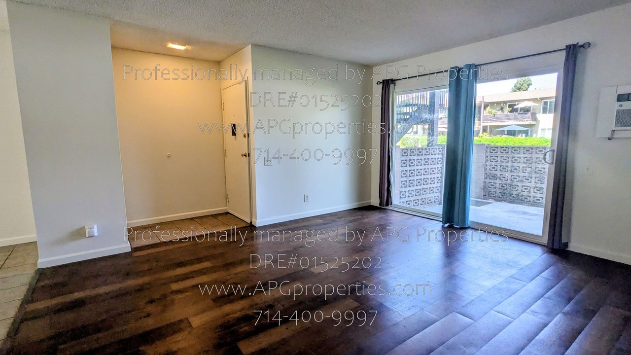 1850 W Greenleaf Ave #E - Photo 5 of 26