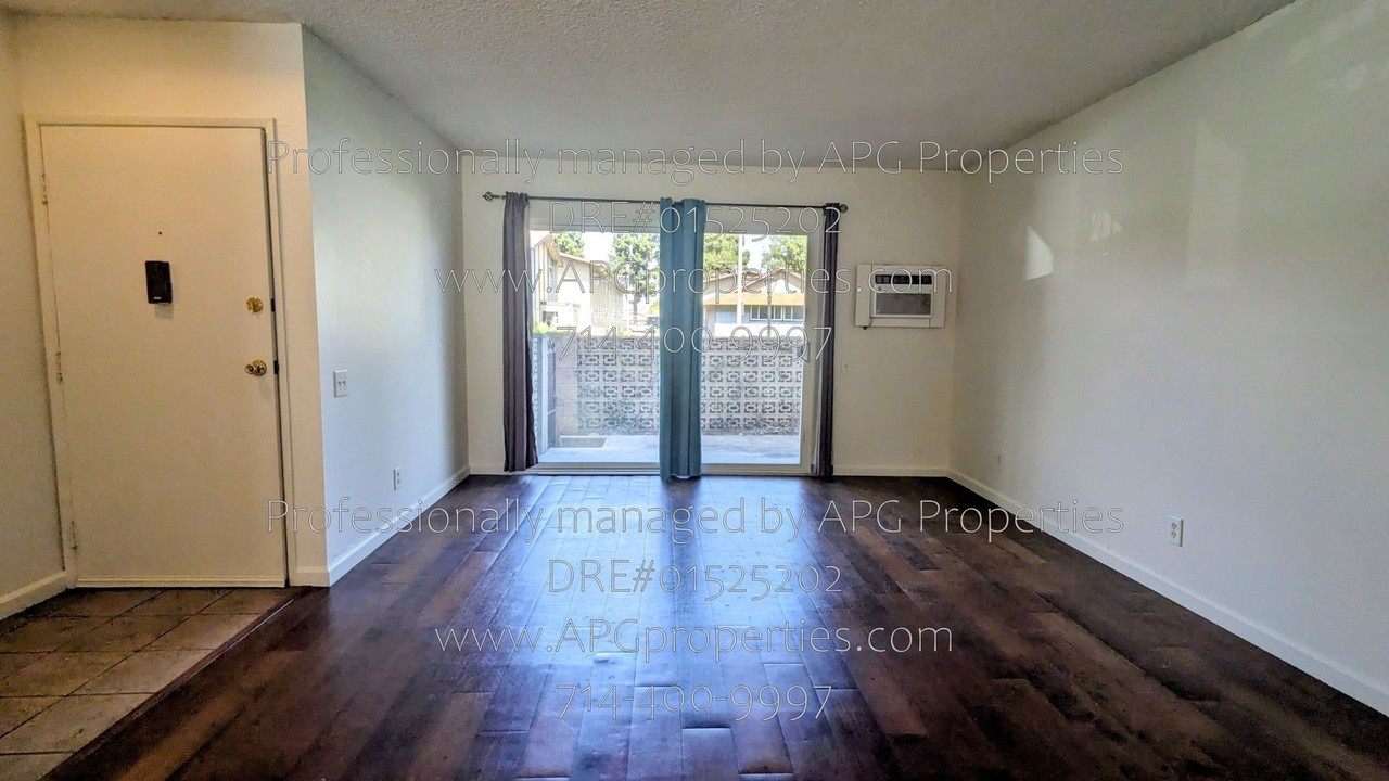 1850 W Greenleaf Ave #E - Photo 6 of 26