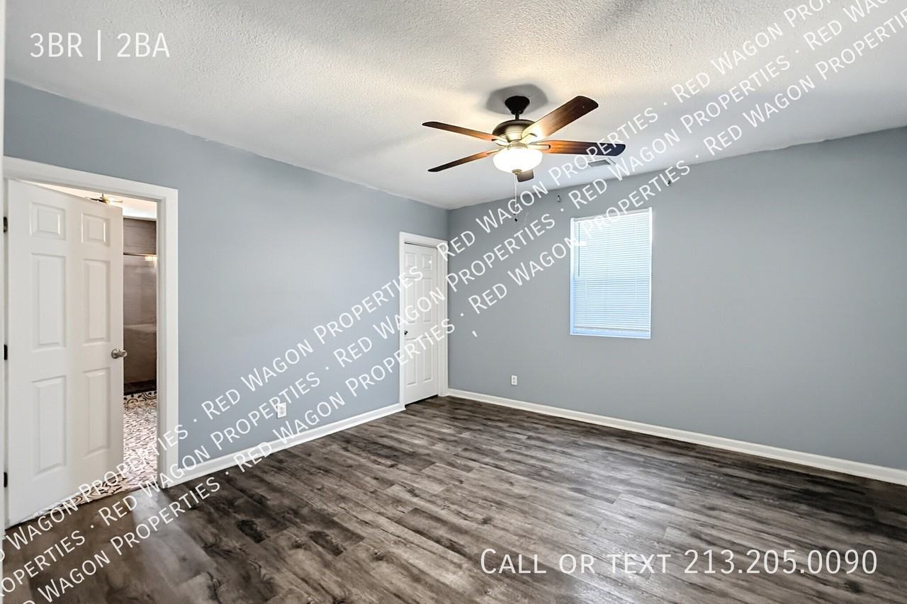 322 Indiana St - Photo 6 of 20
