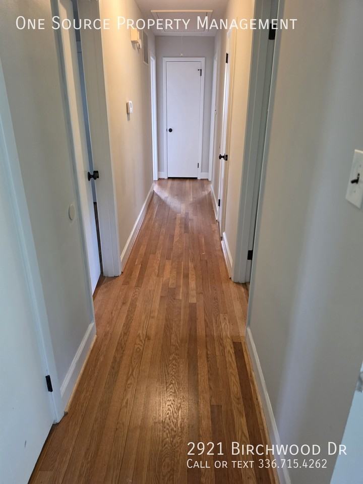 2921 Birchwood Dr - Photo 4 of 27