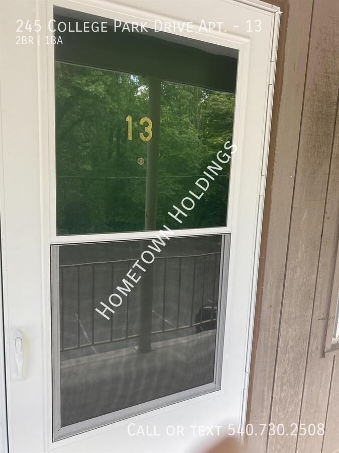 245 College Park Dr #13 - Photo 2 of 7