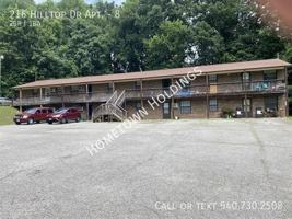 featured image of 216 Hilltop Dr #8