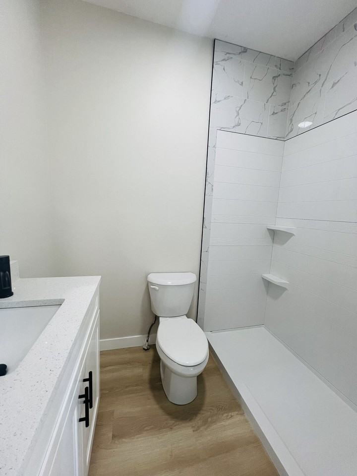 10740 78 Ave Nw - Photo 5 of 8