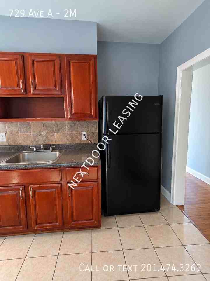 729 Avenue A #2M - Photo 2 of 7