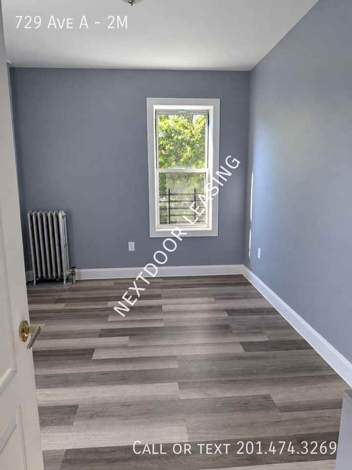 729 Avenue A #2M - Photo 6 of 7