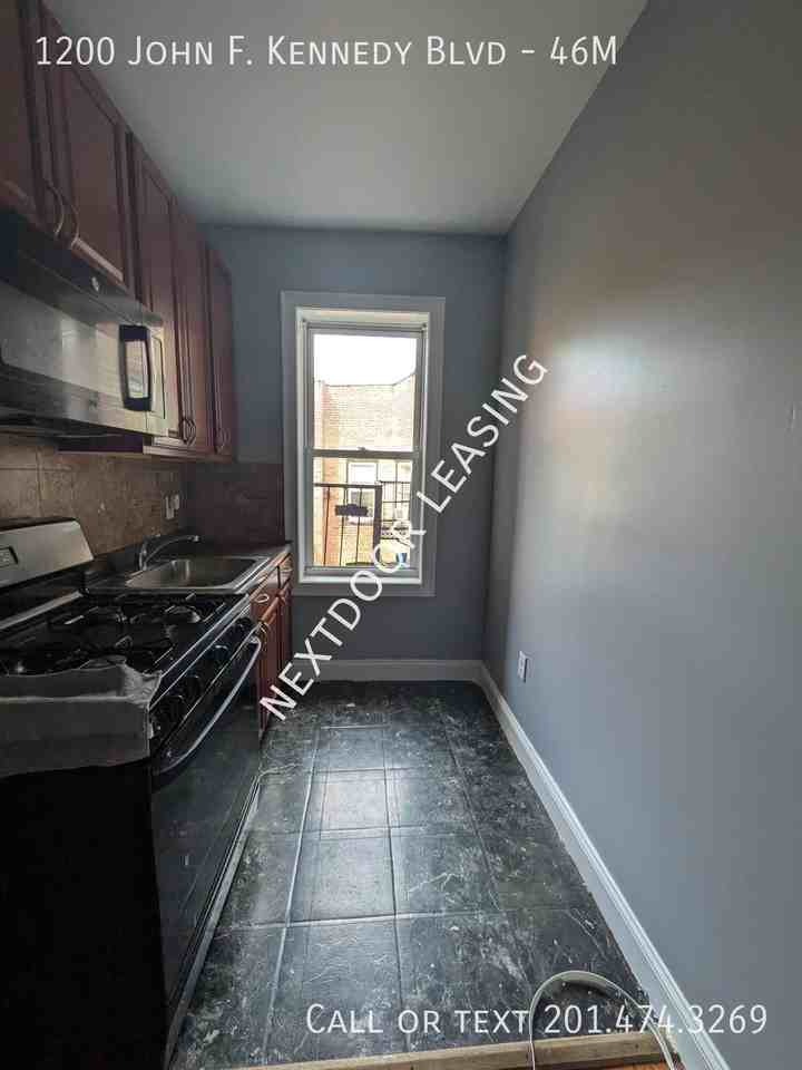1200 Kennedy Blvd #46M