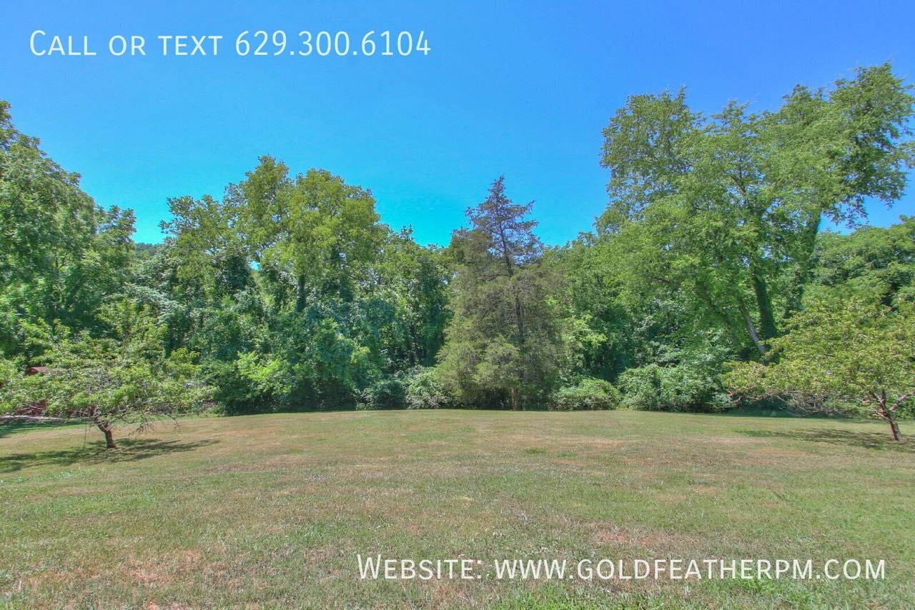 3747 Westport Dr - Photo 3 of 40