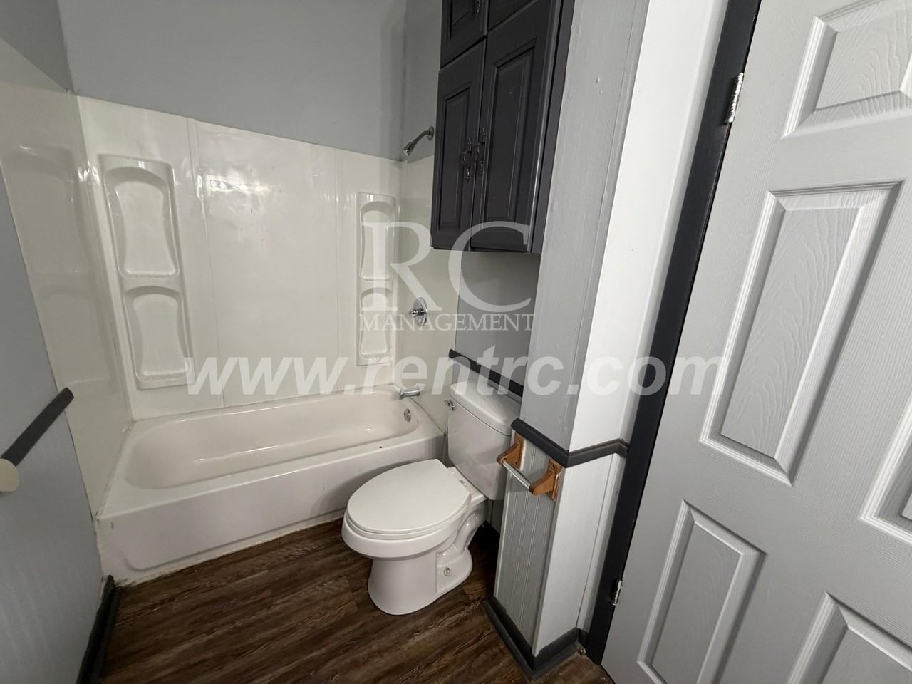 835 Johnson St - Photo 4 of 13