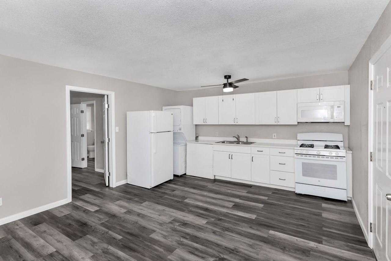 1505 Wells Ave Se #5 - Photo 3 of 16