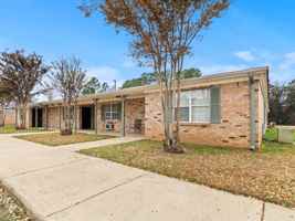 featured image of 501 Swan Dr #614