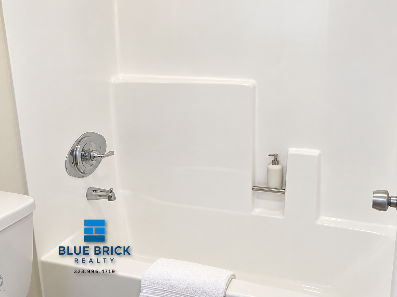 13253 Vanowen St #206 - Photo 7 of 8